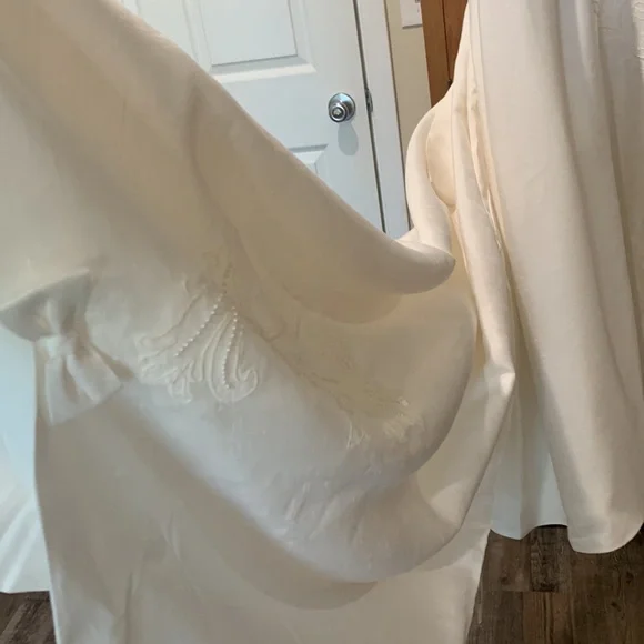 VINTAGE WEDDING DRESS - Picture 11 of 12